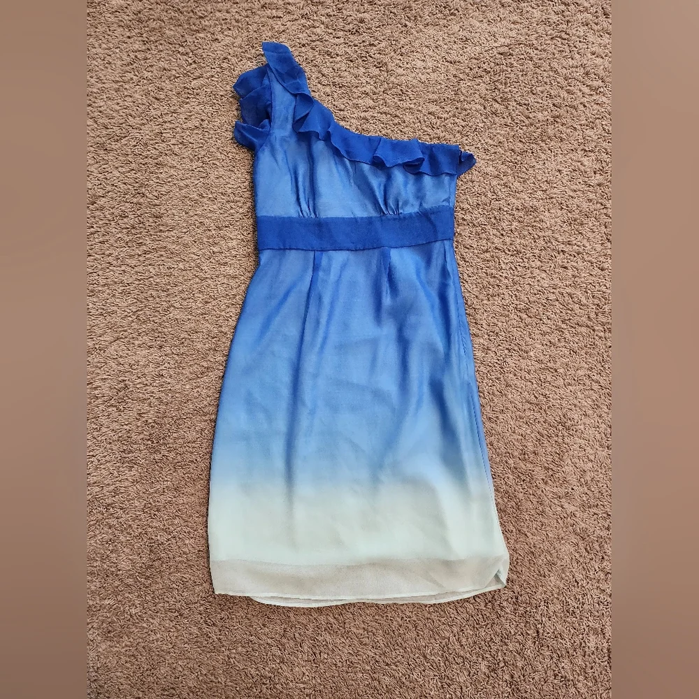 Gianni Bini One Shoulder Blue Ombre Ruffle Dress. Size 0. NWT. - Picture 3 of 10